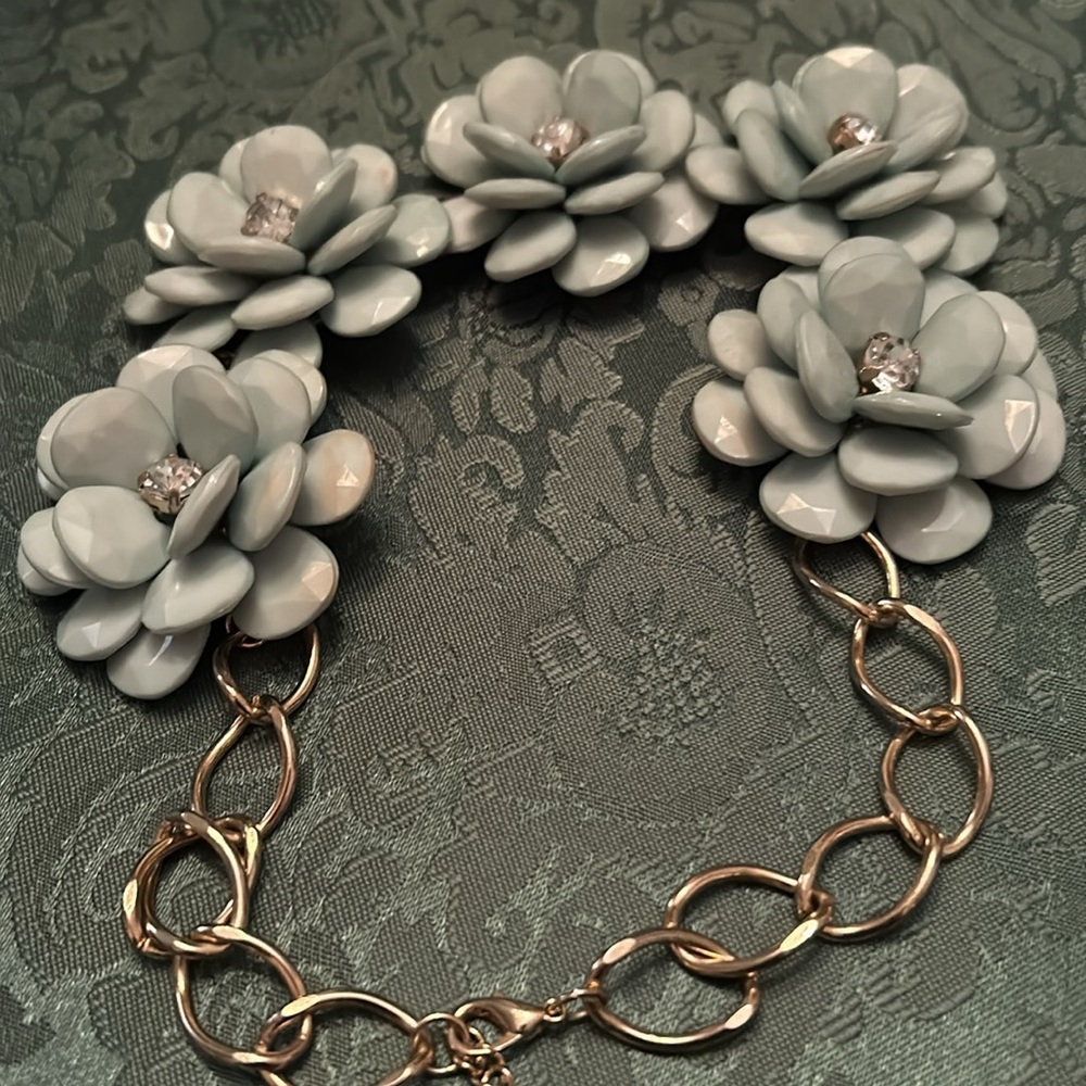 Mint Green Statement Necklace With Rhinestones - image 3